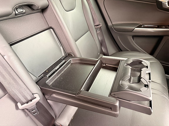 Volvo V60 28 of 30
