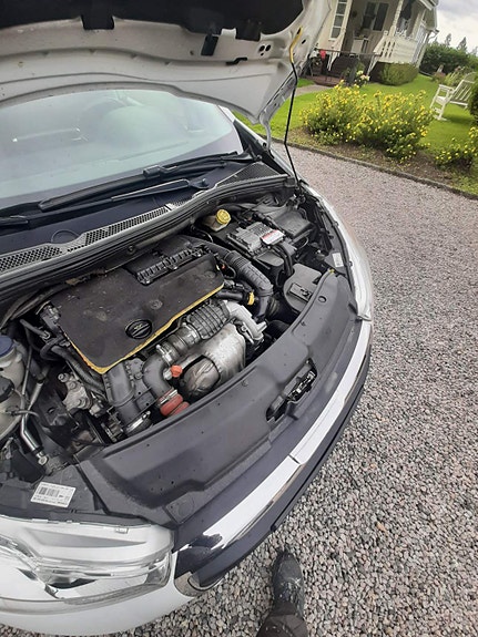 Peugeot 208 11 of 11
