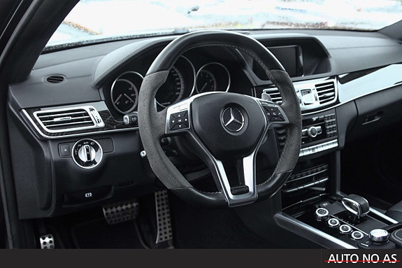 Mercedes-Benz E63 17 of 30
