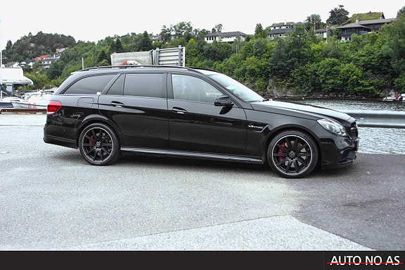 Mercedes-Benz E63 8 of 30
