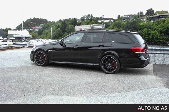 Mercedes-Benz E63 4 of 30