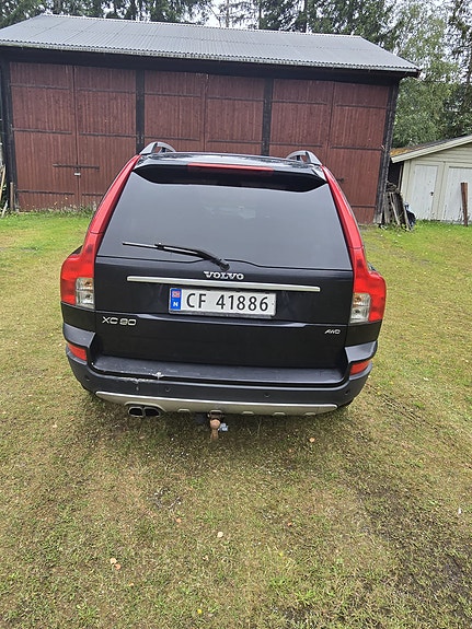 Volvo XC90 4 of 15