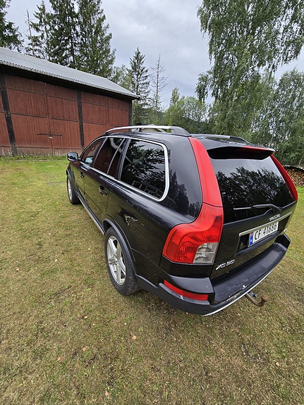 Volvo XC90 5 of 15
