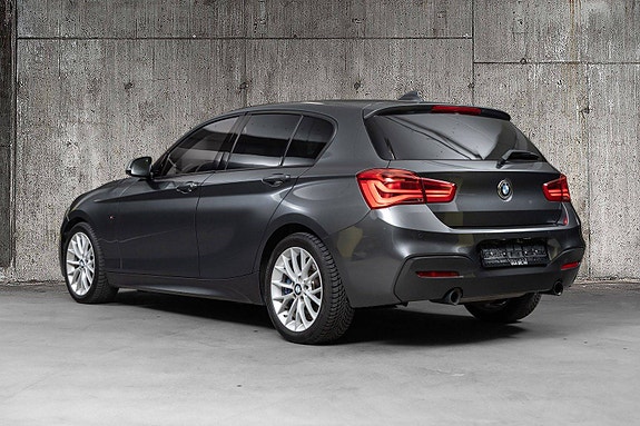BMW M135i 7 of 29