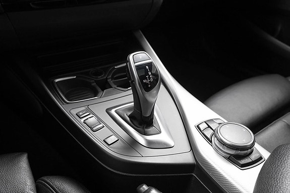 BMW M135i 13 of 29