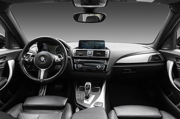 BMW M135i 19 of 29