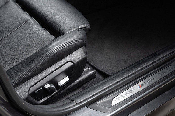 BMW M135i 28 of 29