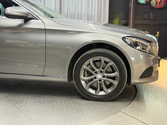 Mercedes-Benz C250 d 26 of 30