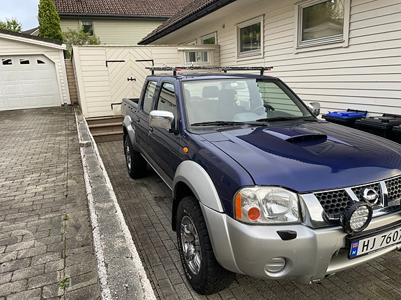 Nissan King Cab 12 of 26