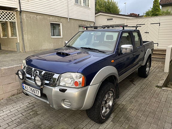 Nissan King Cab 14 of 26