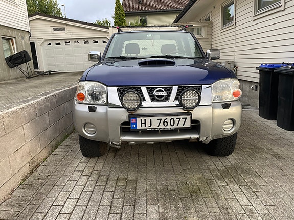 Nissan King Cab 13 of 26