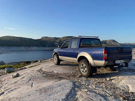 Nissan King Cab 3 of 26