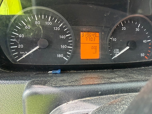Mercedes-Benz Sprinter 211 5 of 7