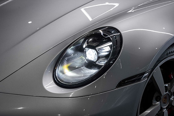 Porsche 911 13 of 30