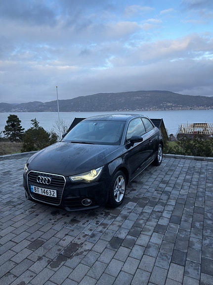 Audi A1 2 of 8