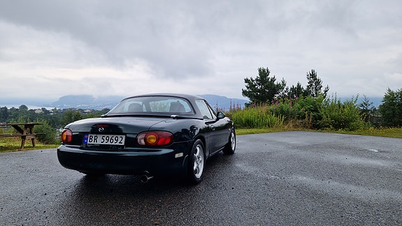 Mazda MX-5 22 of 30