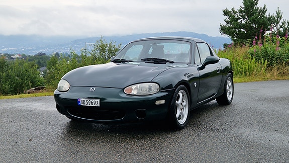 Mazda MX-5 3 of 30