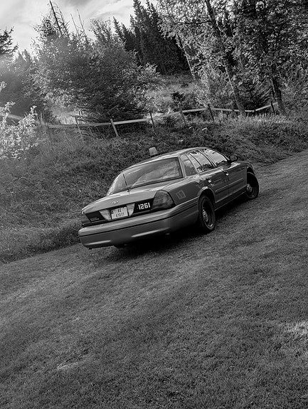 Ford Crown Victoria 12 of 25