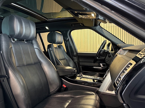 Land Rover Range Rover 16 of 30