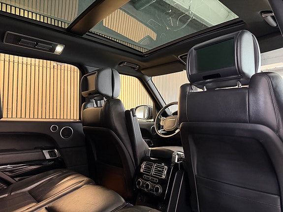 Land Rover Range Rover 18 of 30