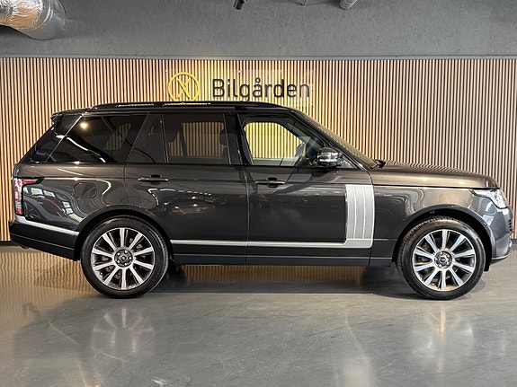 Land Rover Range Rover 2 of 30