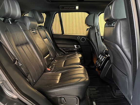 Land Rover Range Rover 17 of 30