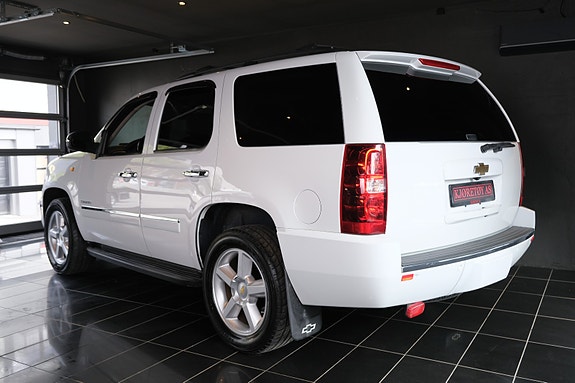 Chevrolet Tahoe 3 of 30