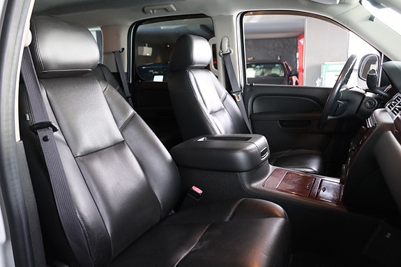 Chevrolet Tahoe 23 of 30