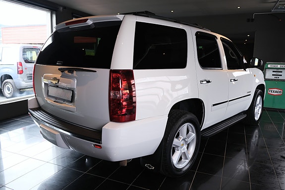 Chevrolet Tahoe 5 of 30