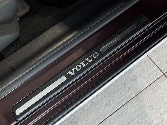 Volvo S60 Cross Country 17 of 30