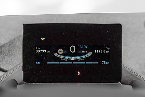 BMW i3s 19 of 25