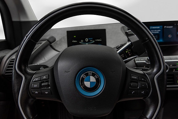 BMW i3s 17 of 25