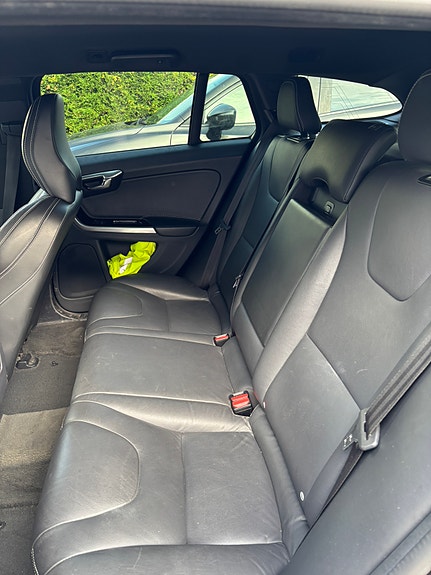Volvo V60 8 of 10