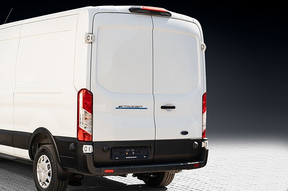Ford Transit 6 of 27