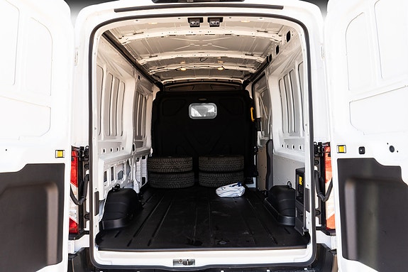 Ford Transit 22 of 27