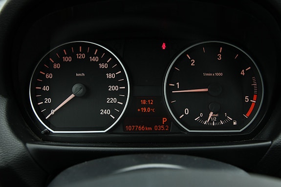 BMW 118d 28 of 30