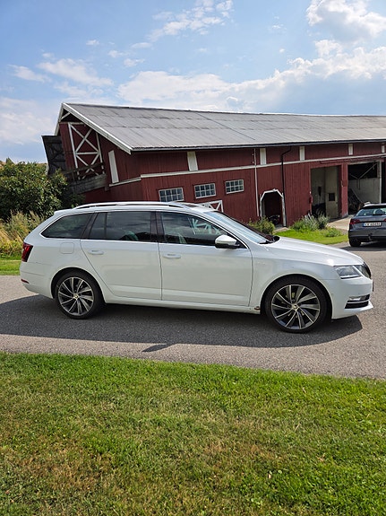 Skoda Octavia 7 of 28