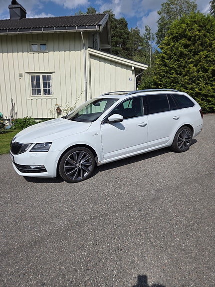 Skoda Octavia 3 of 28