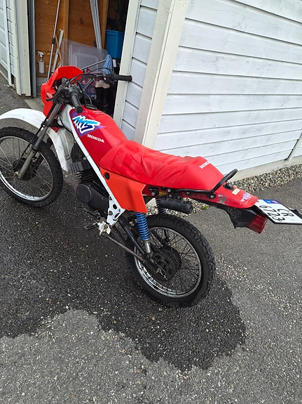 Honda MT 50 3 of 6