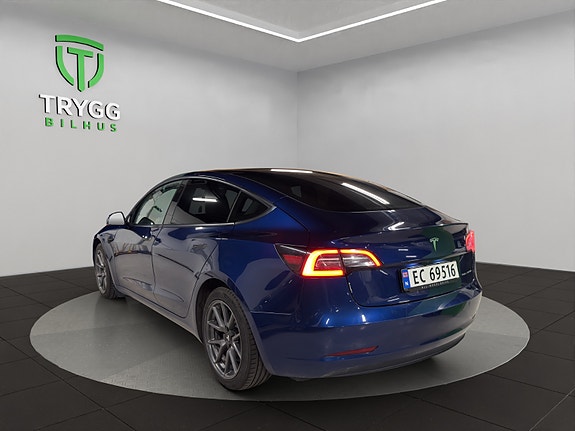 Tesla Model 3 3 of 11