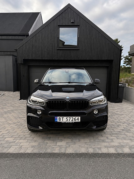 BMW X5 2 of 14