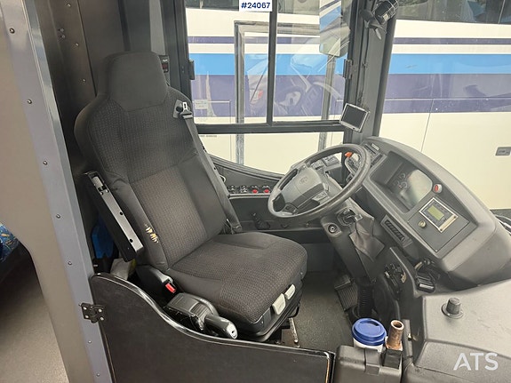 Volvo B12B rutebuss m/ 49 sitteplasser og 15 ståplasser 26 of 30
