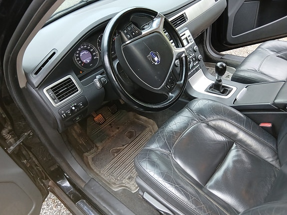 Volvo V70 11 of 13