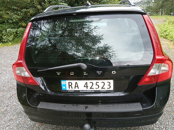 Volvo V70 5 of 13