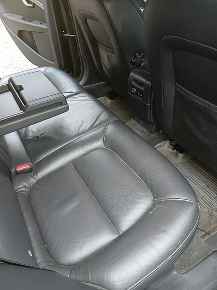 Volvo V70 13 of 13