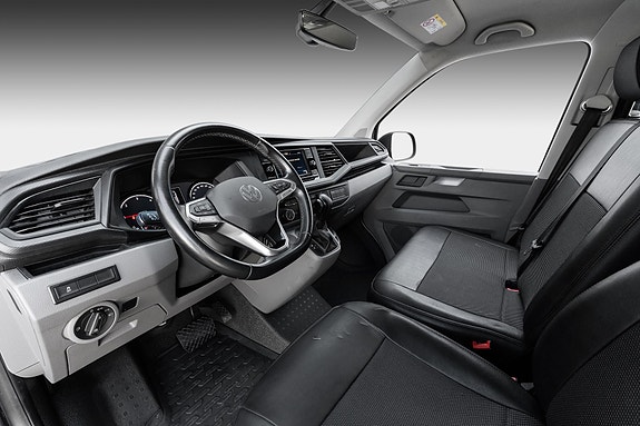 Volkswagen Transporter 21 of 25