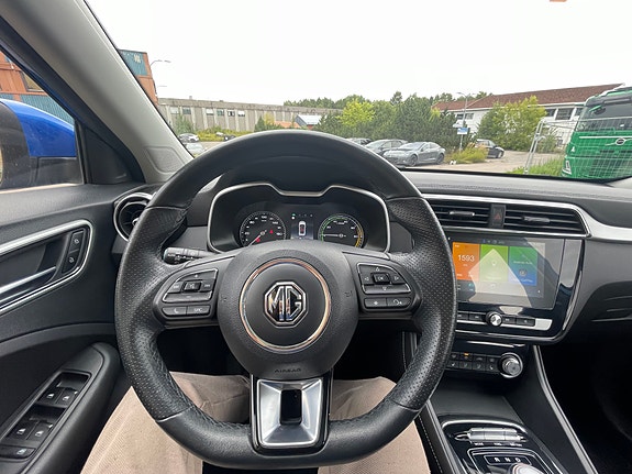 MG ZS EV 15 of 30