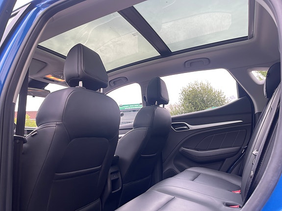 MG ZS EV 12 of 30
