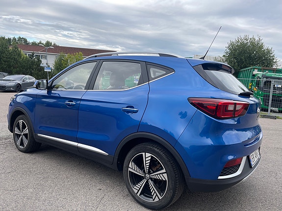 MG ZS EV 6 of 30
