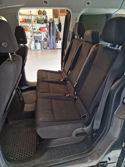 Volkswagen Caddy Maxi 9 of 11